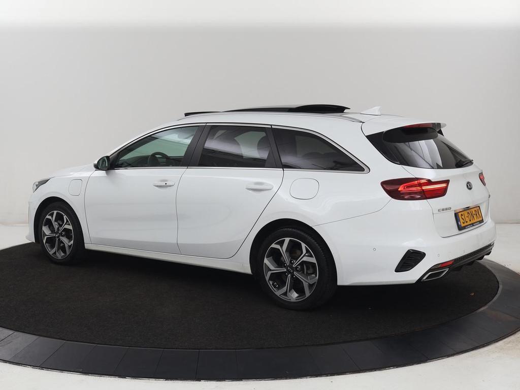 Kia Ceed 1.6 GDI PHEV ExecutiveLine | SOH 93% | Panoramadak, Gebruikt, Wit, Te koop, 1300 kg