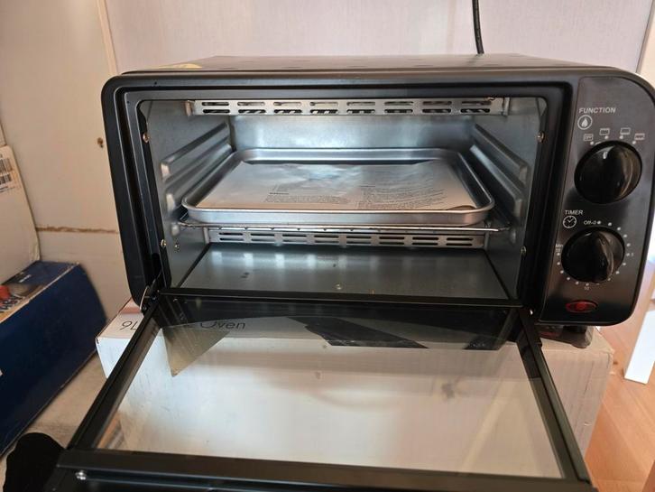 Tomado TM-5530, Witgoed en Apparatuur, Ovens, Gebruikt, Minder dan 45 cm, Ophalen