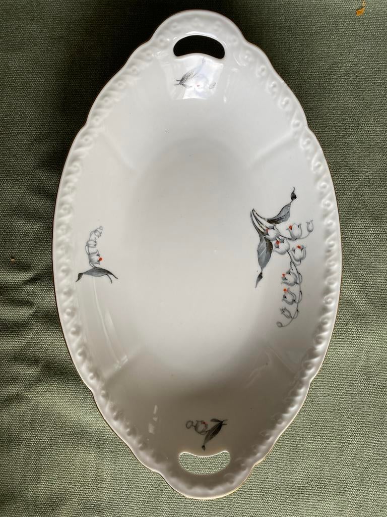 Vintage servies fabrikant Moritz Zdekauer lelietjes v Daalen, Ophalen