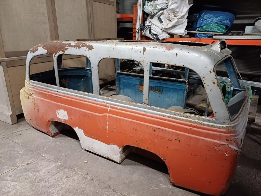 Bus van autopede, Ophalen