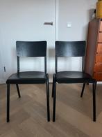 Set van 2 zwarte eetkamerstoelen Trenn van Goossens, Huis en Inrichting, Ophalen, Retro, vintage, industrieel, Twee, Zwart