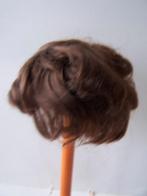 Oude poppenpruik, Verzamelen, Poppen, Ophalen of Verzenden, Gebruikt, Pop