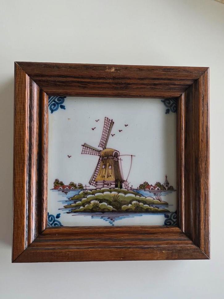 Makkumer Tegel met Molen in Lijst, Antiek en Kunst, Antiek | Wandborden en Tegels, Ophalen of Verzenden