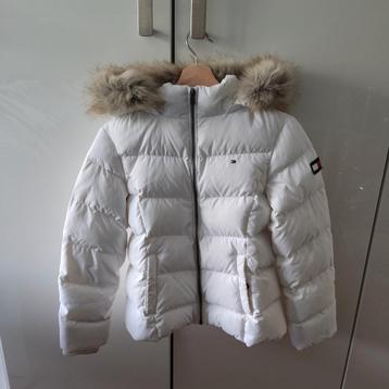 Originele Tommy Hilfiger winterjas zo goed als nieuw  beschikbaar voor biedingen