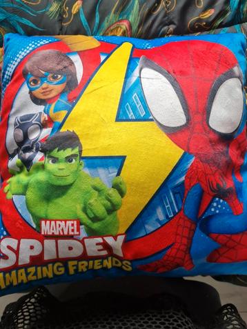 Vaste prijs Marvel Spidey amazing friends kussen 40x40cm beschikbaar voor biedingen