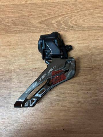 Shimano Ultegra Di2 voorderailleur beschikbaar voor biedingen