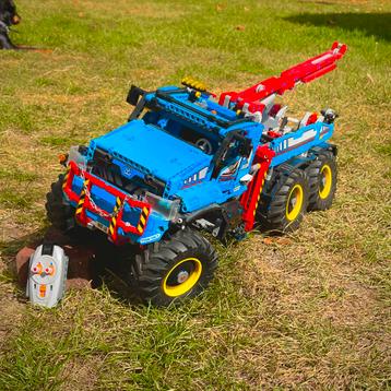 LEGO 42070 6X6 All terrain sleepwagen beschikbaar voor biedingen