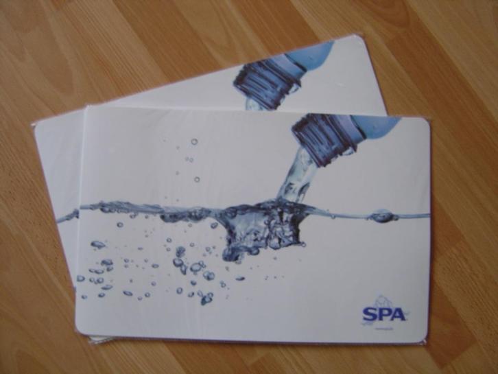 twee mooie Spa blauw placemats, nieuw! keukenbenodigheden, Huis en Inrichting, Keuken | Keukenbenodigdheden, Nieuw, Ophalen of Verzenden