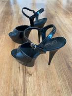 Zwarte lak pumps met enkelbandje, Kleding | Dames, Schoenen, Ophalen of Verzenden, Zo goed als nieuw, Zwart