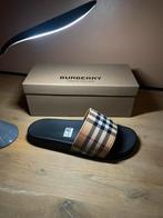 Burberry slippers slides, Kleding | Heren, Schoenen, Ophalen of Verzenden, Zo goed als nieuw, Zwart