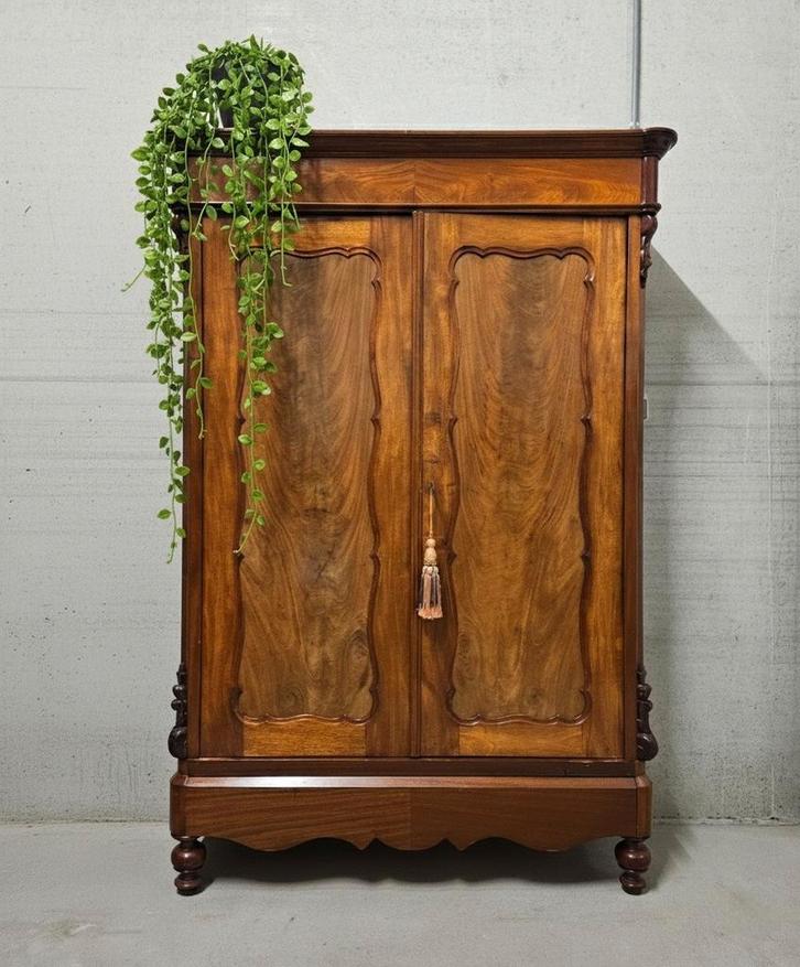 Antieke Biedermeier meidenkast vintage linnenkast demontabel, Antiek en Kunst, Curiosa en Brocante, Ophalen of Verzenden