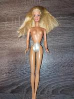 Vintage Barbie  - Met groene accessoires, Ophalen of Verzenden, Gebruikt, Fashion Doll