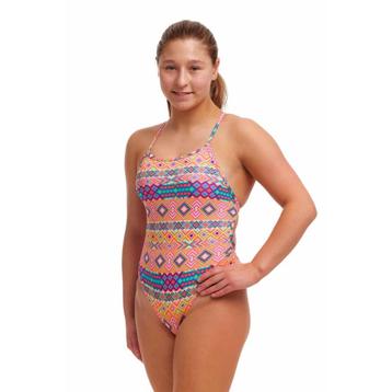 Nieuw Funkita Girl Twisted One Piece Devil in Detail Badpak beschikbaar voor biedingen