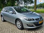 Opel Astra Sports Tourer 1.4 Turbo Cosmo, Auto's, Voorwielaandrijving, Euro 5, 4 cilinders, 1337 kg