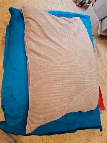 5 stuks lebel zitzak beige beschikbaar voor biedingen