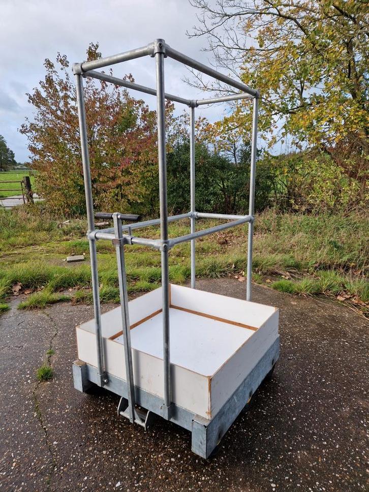 4 Robuuste Kledingkarren - Demonteerbaar & Gegalvaniseerd, Zakelijke goederen, Machines en Bouw | Transport, Ophalen