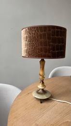Onyx Lamp met Gouden Details, Antiek en Kunst, Antiek | Lampen, Ophalen