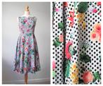 Hearts & Roses - mooie retro jurk polkadot bloemen / maat S, Kleding | Dames, Knielengte, Wit, Zo goed als nieuw, Hearts & Roses