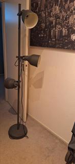 Staande lamp met 3 spots, Ophalen, Zo goed als nieuw, Metaal of Aluminium