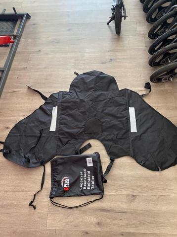 | UNIVERSEEL | BEENKLEED | ORIGINEEL | NIEUW | beschikbaar voor biedingen