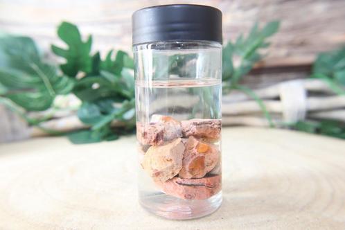 Vuur opaal glazen potje in water 40 mineraal edelsteen, Verzamelen, Mineralen en Fossielen, Mineraal, Ophalen of Verzenden