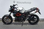 APRILIA SHIVER 900 ABS (bj 2017) Akrapovic, 2 cilinders, Motorrijbewijs A, Bedrijf, Meer dan 35 kW