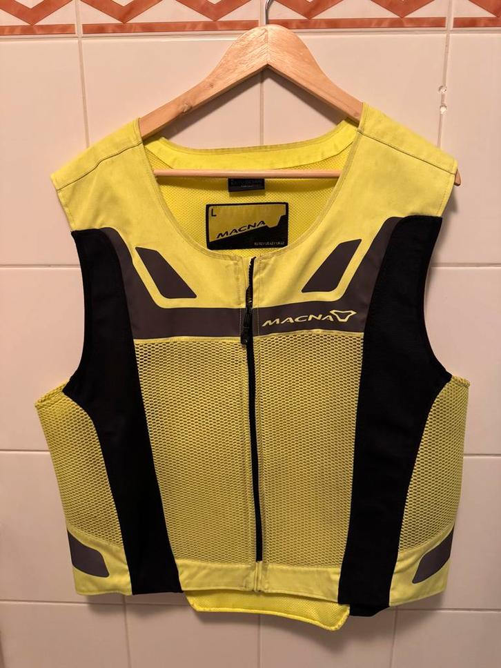 Macna Hi-Vis Motorvest - Veiligheid voorop!, Motoren, Kleding | Motorkleding, Overige typen, Heren, Tweedehands, Ophalen
