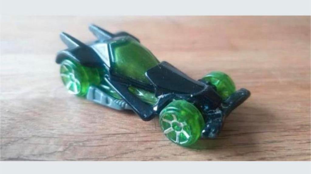 Hot Wheels Glow Wheels lichtgevend model – op batterij, Hobby en Vrije tijd, Modelauto's | Overige schalen, Gebruikt, Auto, Ophalen of Verzenden