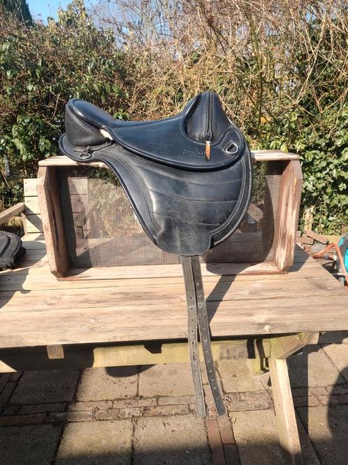 Barefoot Cheyenne boomloze zadels leer en drytex, Dieren en Toebehoren, Paarden en Pony's | Zadels, Ophalen of Verzenden