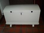 Oude, witgelakte scheepskist met rond deksel en apart binnen, Huis en Inrichting, Woonaccessoires | Kisten, Ophalen, Minder dan 50 cm