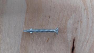 vleugelteks torx, zelfborende schroef  4.8 x 4.5 beschikbaar voor biedingen