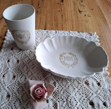 Vintage Engelse zeepschaal + beker, HADIDA, initialen MM beschikbaar voor biedingen