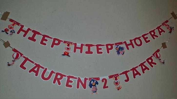 Jokie en Jet slingers of traktatie, Hobby en Vrije tijd, Feestartikelen, Nieuw, Versiering, Ophalen of Verzenden