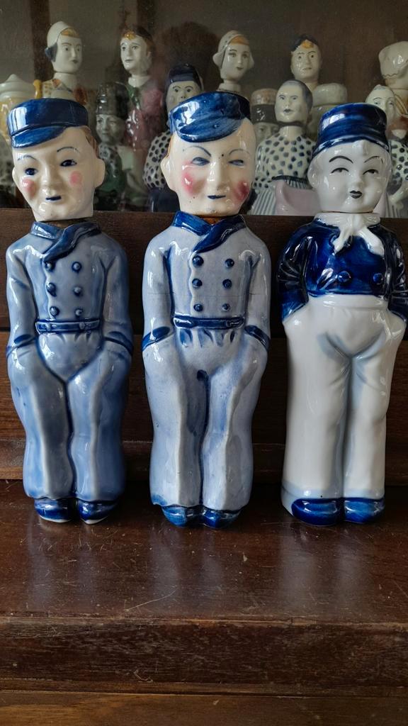 Delfts Blauwe Jongens - Set van 3 drankflesjes, Antiek en Kunst, Antiek | Keramiek en Aardewerk, Ophalen of Verzenden