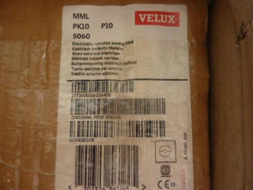 Nieuwe Velux elektrische buitenzonwering / MML P(K)10., Huis en Inrichting, Stoffering | Gordijnen en Lamellen, Nieuw, 150 tot 200 cm