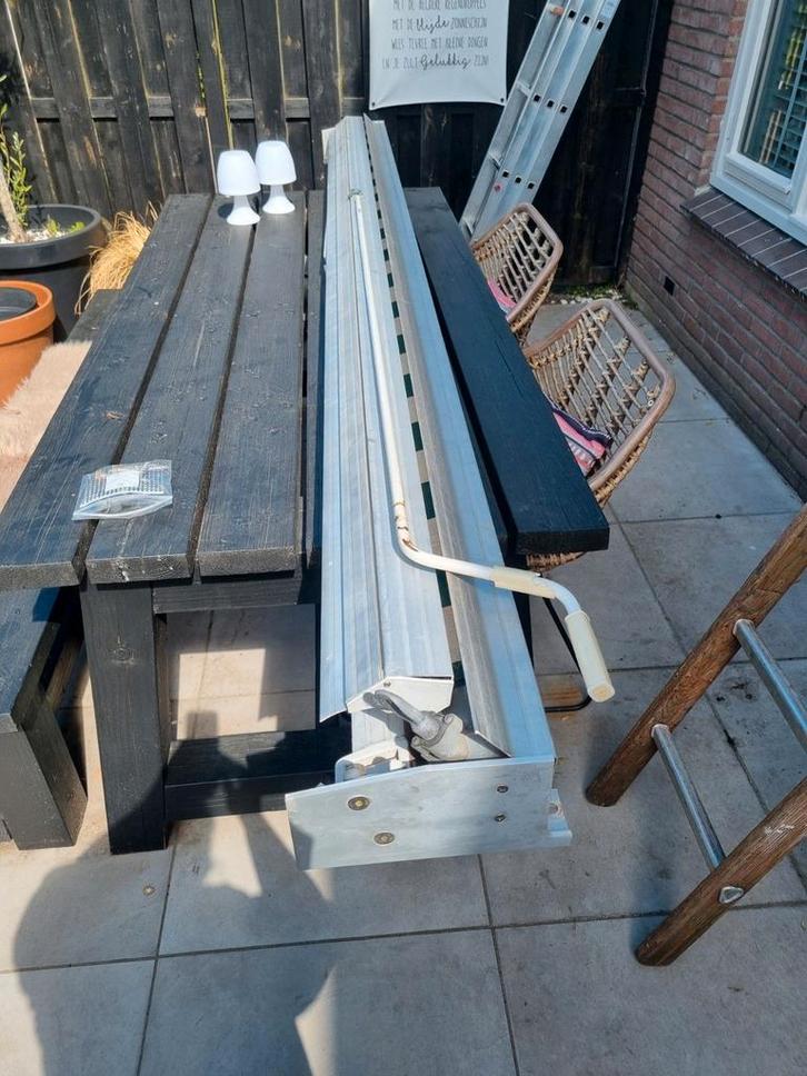Gezocht gratis Defecte Zonneschermen en Rolluiken, Tuin en Terras, Zonneschermen, Gebruikt, Knikarmscherm, Ophalen