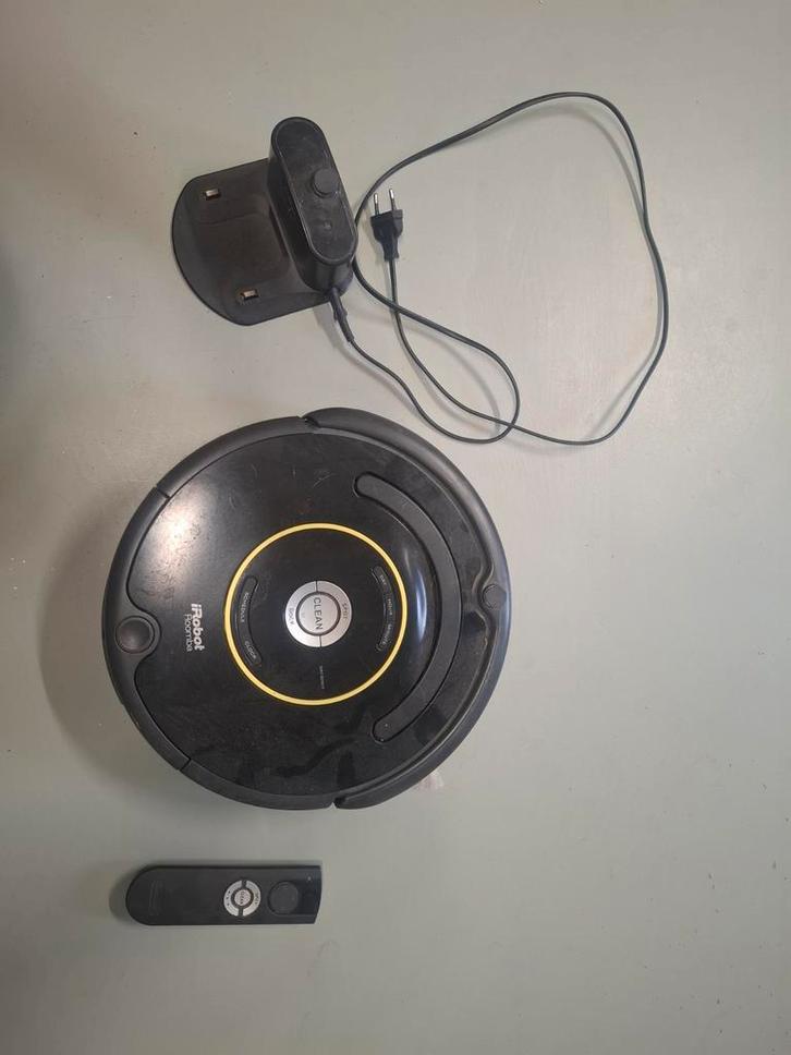 iRobot Roomba stofzuiger, Witgoed en Apparatuur, Stofzuigers, Gebruikt, Robotstofzuiger, Reservoir, Ophalen