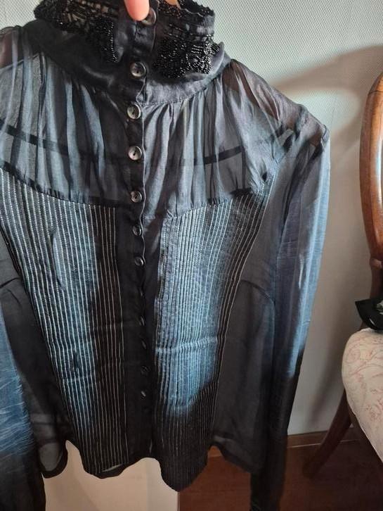 Prachtige zwart zijden blouse van Pauw mt 36-38, Kleding | Dames, Blouses en Tunieken, Zo goed als nieuw, Maat 38/40 (M), Zwart