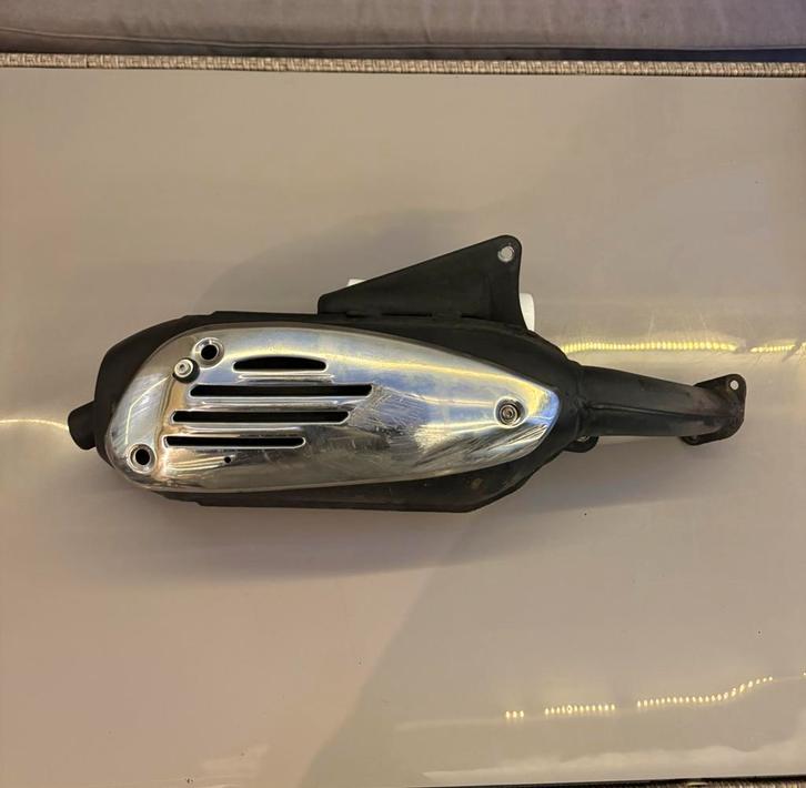 SE01 uitlaat 125-180cc, Fietsen en Brommers, Brommeronderdelen | Scooters, Zo goed als nieuw, Piaggio, Uitlaat, Ophalen of Verzenden