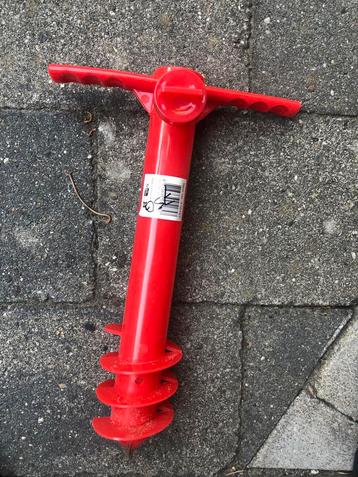 Parasol grondboor/ houder beschikbaar voor biedingen