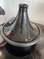 Le Creuset Tagine - Zwart, Huis en Inrichting, Overige typen, Ophalen of Verzenden, Zo goed als nieuw, Gietijzer