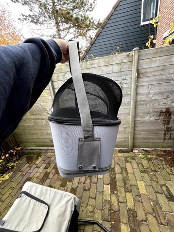 dog bag with shoulder holder beschikbaar voor biedingen