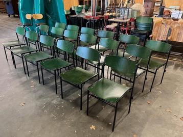 39 Vintage/Ibiza Boho Stoelen/Schoolstoelen kleur groen beschikbaar voor biedingen