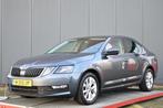 Skoda Octavia 1.0 TSI Greentech Business Edition trekhaak, Auto's, Gebruikt, Origineel Nederlands, Bedrijf, Handgeschakeld