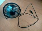 Kleine ventilator op usb (aan te sluiten op bijv. laptop)., Witgoed en Apparatuur, Tafelventilator, Ophalen of Verzenden, Zo goed als nieuw