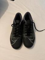 Zaalvoetbalschoenen maat 40, Ophalen of Verzenden, Nieuw, Schoenen