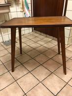 Antieke TV tafel, Antiek en Kunst, Antiek | Meubels | Tafels, Ophalen