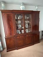Servieskast/buffetkast, Huis en Inrichting, Kasten | Buffetkasten, Ophalen, Gebruikt, 200 cm of meer, Klassiek.
