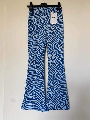 We flaired broek blauw zebra print maat 140 nieuw beschikbaar voor biedingen
