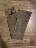 Stradivarius broek flair grijs zwart, Ophalen of Verzenden, Zo goed als nieuw, Grijs, W28 - W29 (confectie 36)